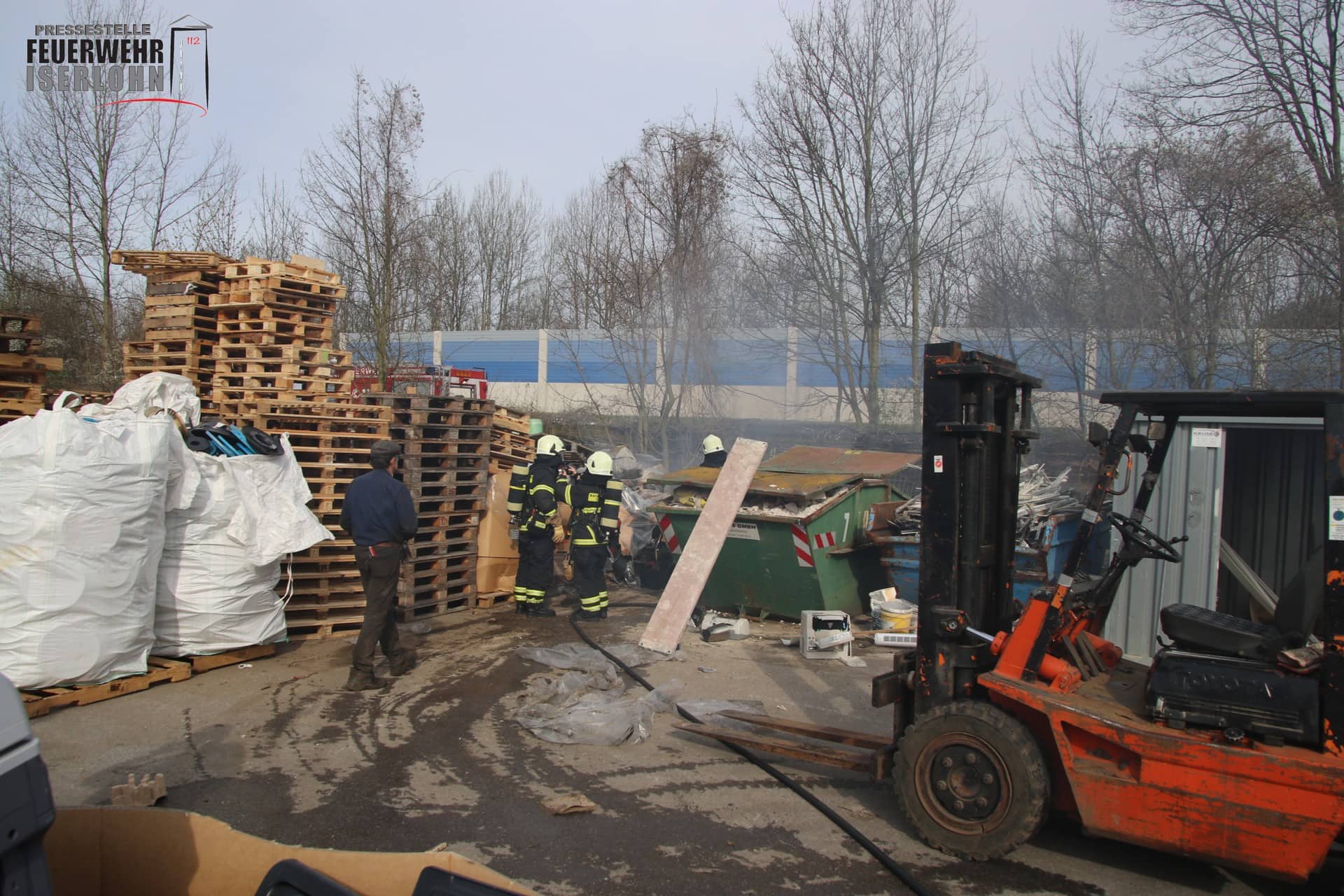 Brand auf einem Recyclinghof